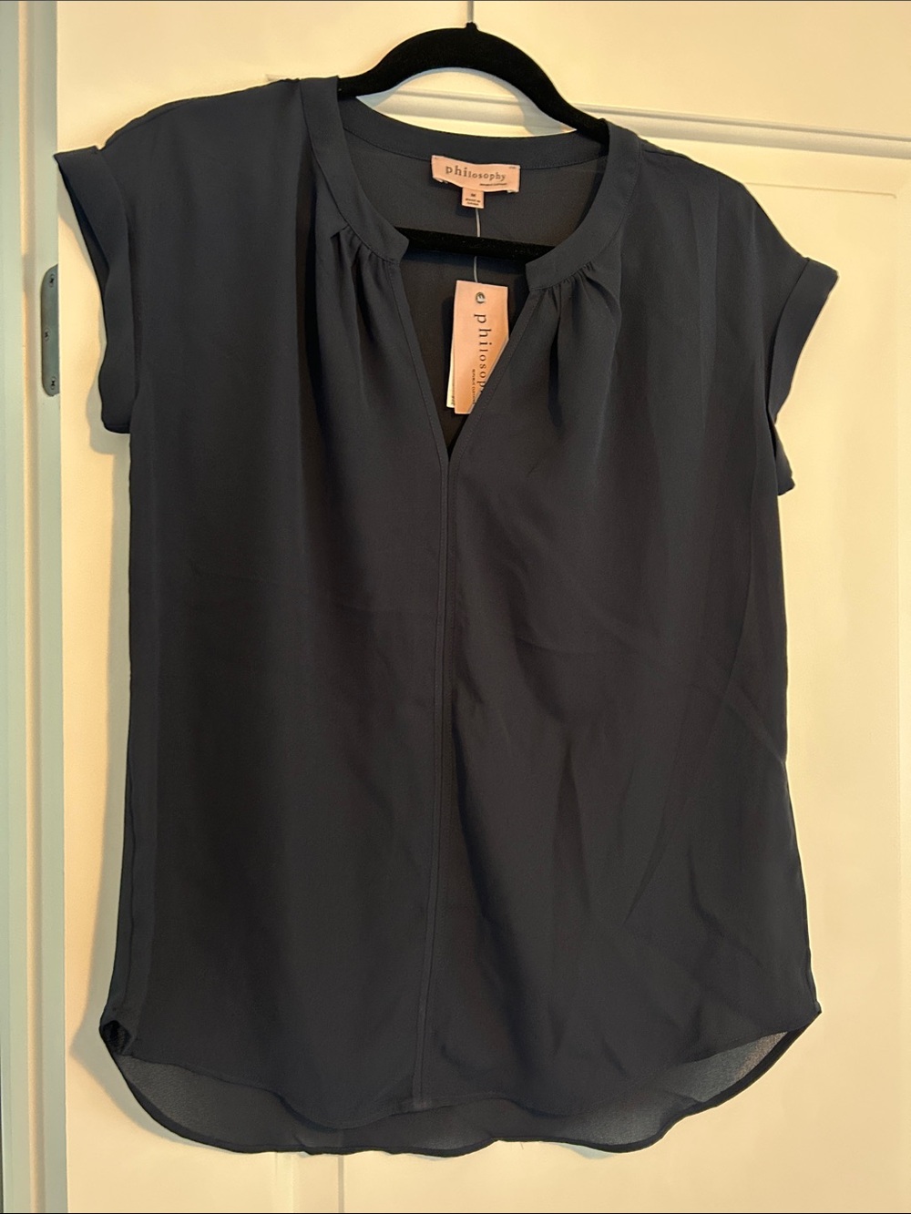 Philosophy Navy Short-Sleeve Split-Neck Blouse